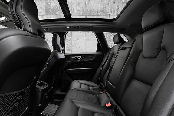Volvo XC60 21 of 30