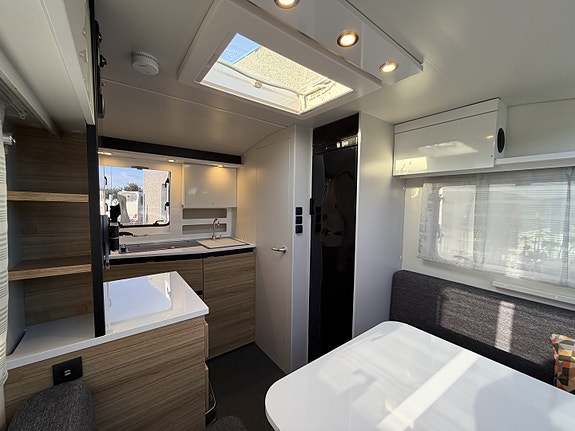 Adria ACTION 391PH  Mover, grill ++ 8 of 17