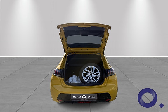 Peugeot e-208 4 of 22