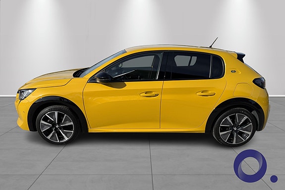 Peugeot e-208 2 of 22