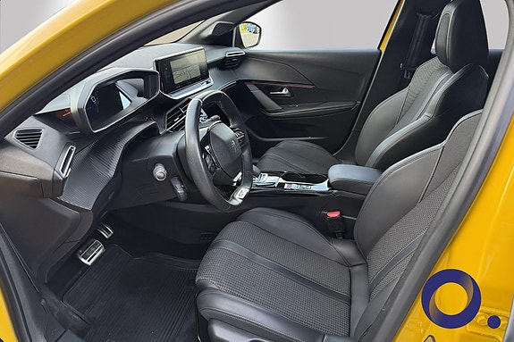 Peugeot e-208 11 of 22