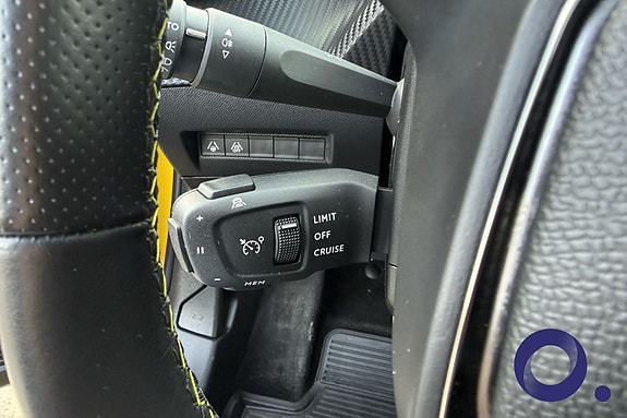 Peugeot e-208 14 of 22