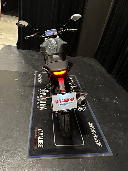 Yamaha MT-125 8 of 11