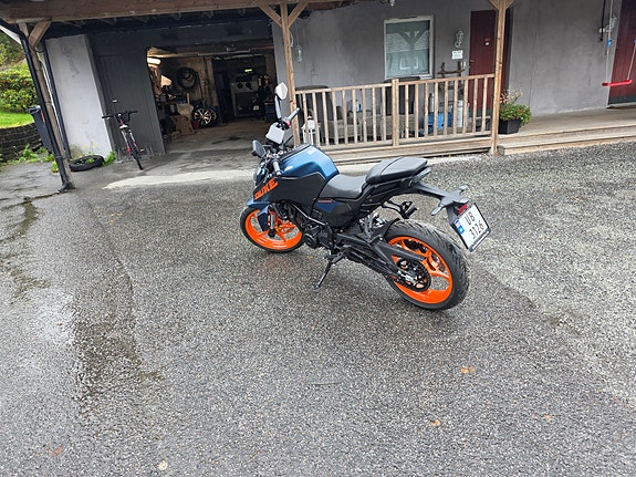 KTM 125 Duke 9 of 14