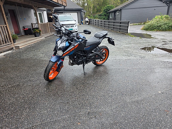 KTM 125 Duke 11 of 14