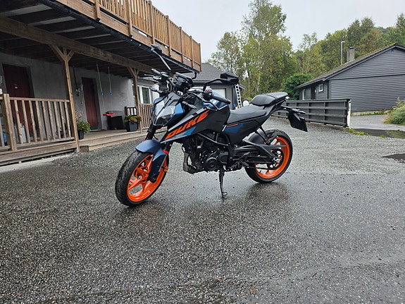 KTM 125 Duke 12 of 14