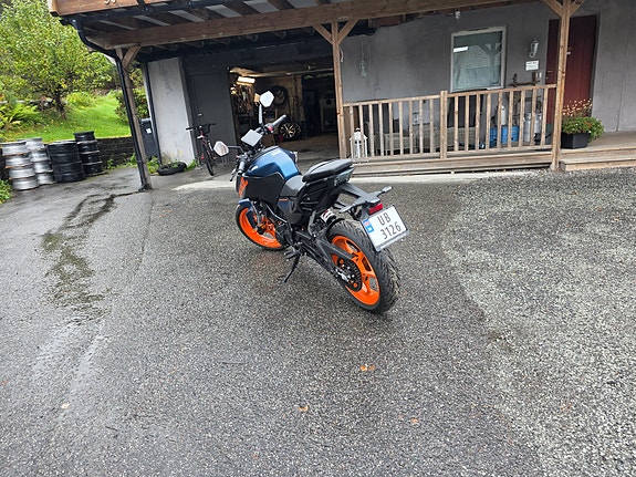 KTM 125 Duke 10 of 14