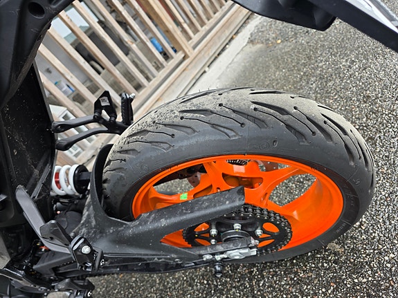 KTM 125 Duke 4 of 14