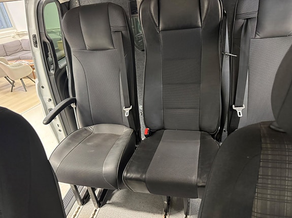 Mercedes-Benz Vito 119 16 of 30
