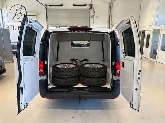 Mercedes-Benz Vito 119 21 of 30