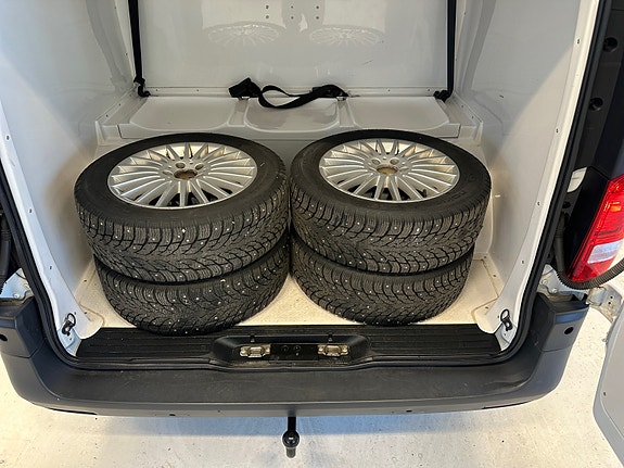 Mercedes-Benz Vito 119 22 of 30