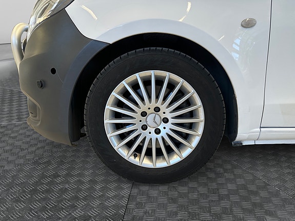 Mercedes-Benz Vito 119 13 of 30