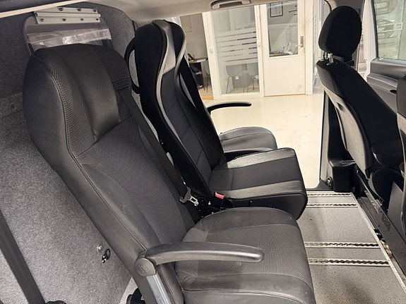 Mercedes-Benz Vito 119 20 of 30