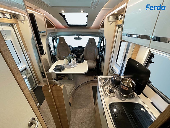 Dethleffs Globebus 6 of 14