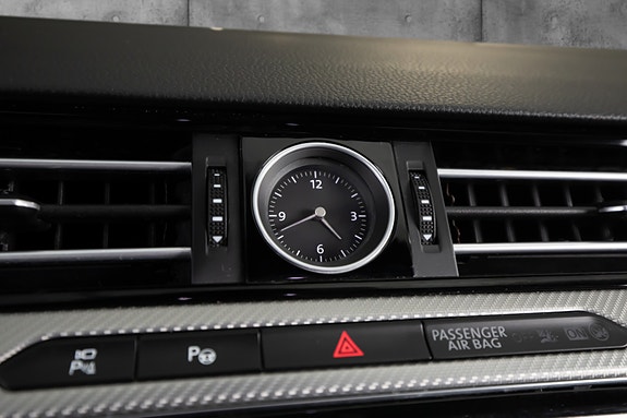 Volkswagen Passat 22 of 22