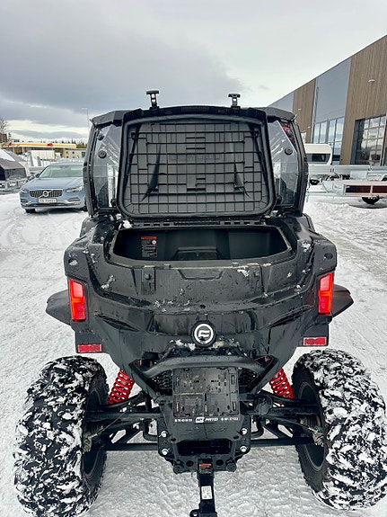 Bilde 8 av CFMOTO ZForce 950 Sport med Komplett DFK Hyttepakke og 180cm Brøyteskjær.
