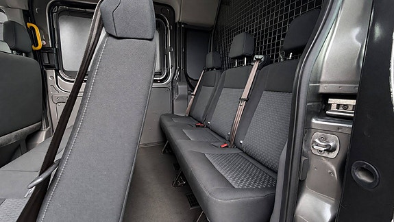Ford Transit 13 of 24
