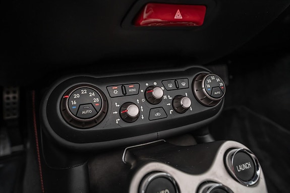 Ferrari California 25 of 30