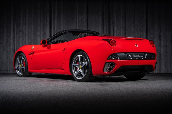 Ferrari California 3 of 30