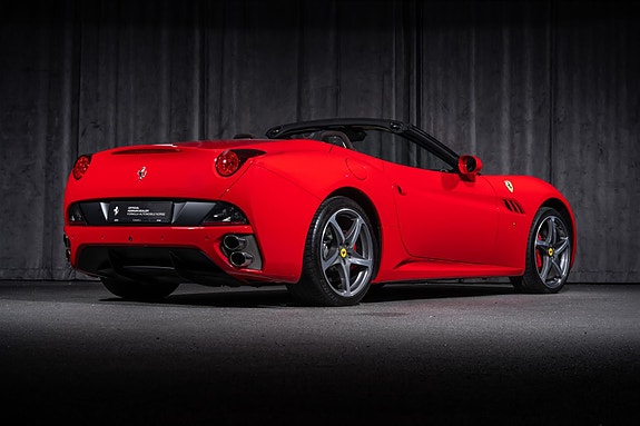 Ferrari California 5 of 30