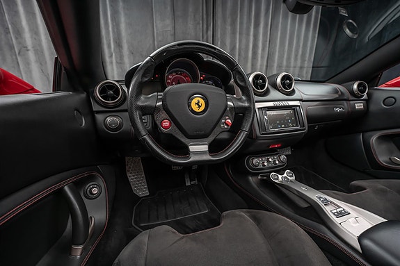 Ferrari California 14 of 30