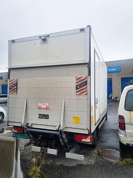 Mercedes-Benz Sprinter 316 2 of 8