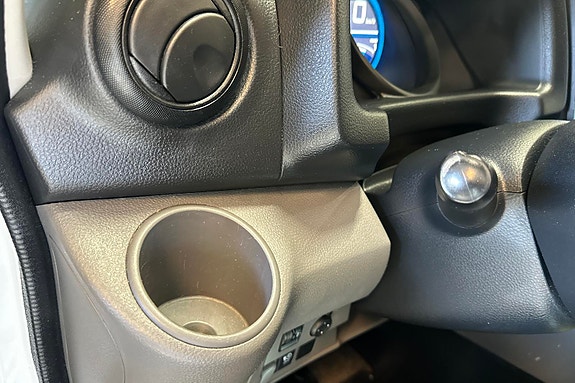 Nissan e-NV200 30 of 30
