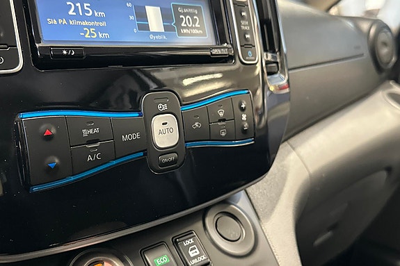Nissan e-NV200 15 of 30