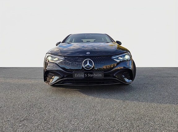 Mercedes-Benz EQE350 3 of 30