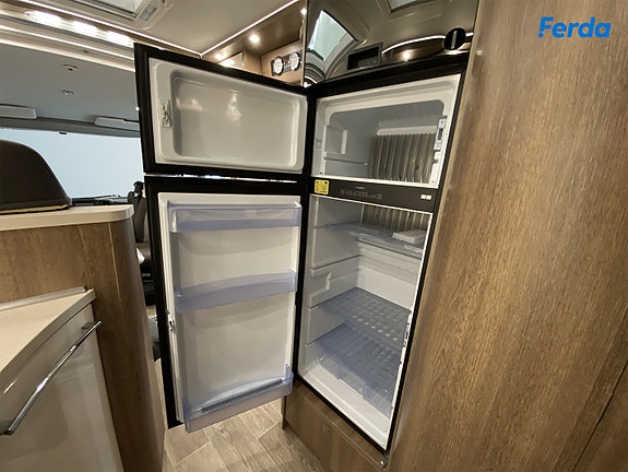 Dethleffs I 7150-2 *Helintegrert helårsbobil med 4.500 kg totalvekt 9 of 23