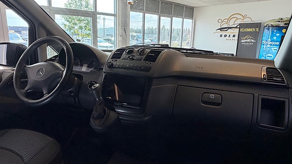 Mercedes-Benz Vito 113 24 of 30