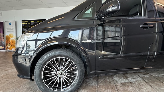 Mercedes-Benz Vito 113 10 of 30