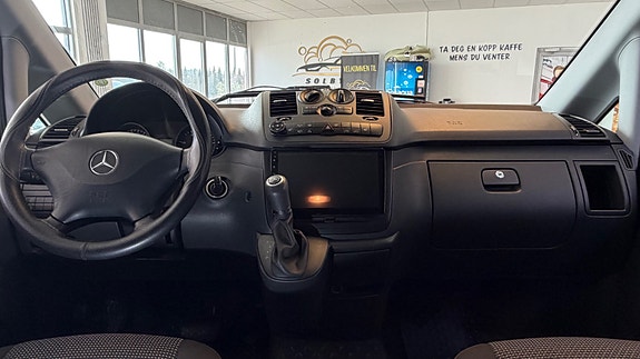 Mercedes-Benz Vito 113 25 of 30