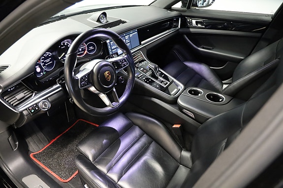 Porsche Panamera 4 6 of 13