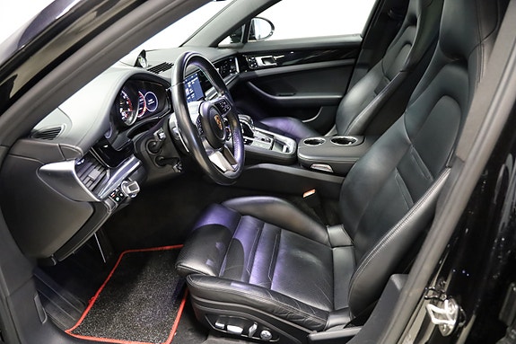 Porsche Panamera 4 5 of 13