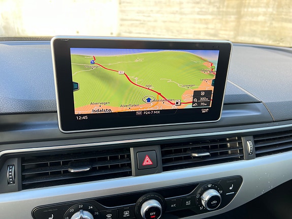 Audi A4 allroad 24 of 30