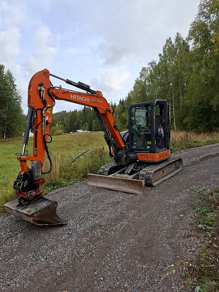 Hitachi ZX55U-5A 8 of 12