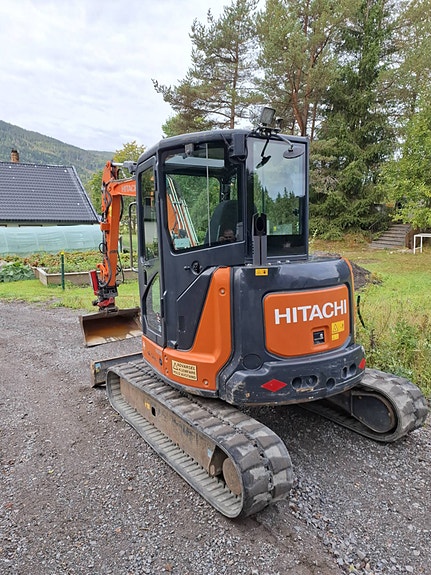 Hitachi ZX55U-5A 2 of 12