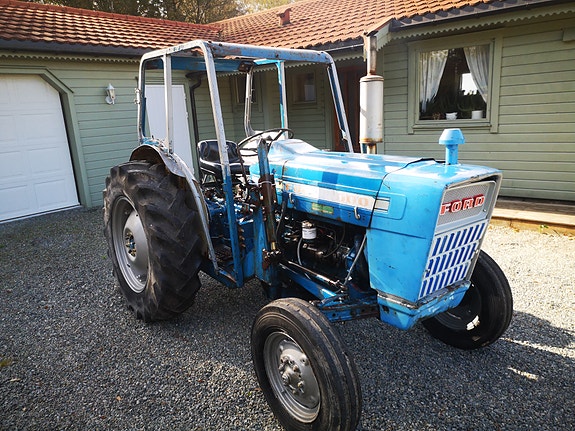 Ford 3000 3 of 15