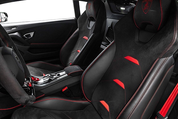 Lamborghini Huracan 21 of 30