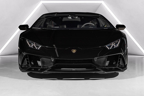 Lamborghini Huracan 3 of 30