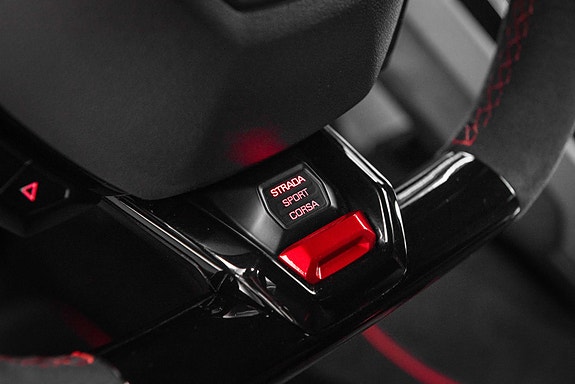 Lamborghini Huracan 27 of 30