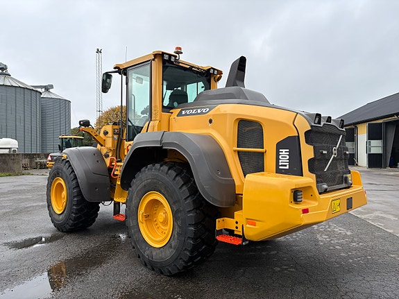 Volvo L110H - spakstyrning- våg 6 of 9