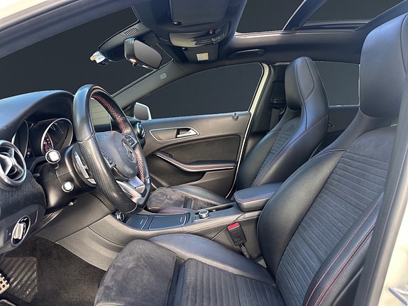 Mercedes-Benz A180 9 of 30