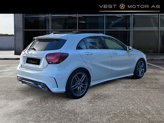 Mercedes-Benz A180 8 of 30