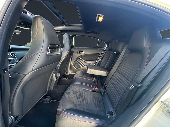 Mercedes-Benz A180 14 of 30