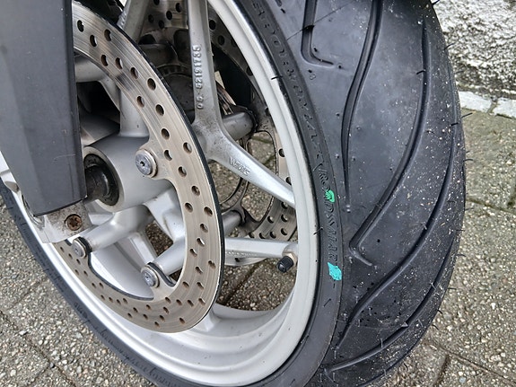 BMW R 1200 RT 8 of 8