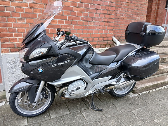 BMW R 1200 RT 2 of 8