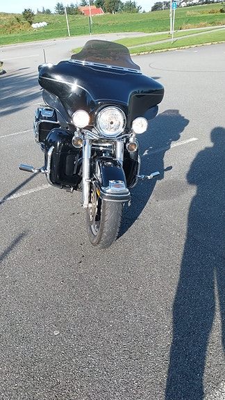 Harley-Davidson FLHTCU Ultra Classic Electra Glide 11 of 11
