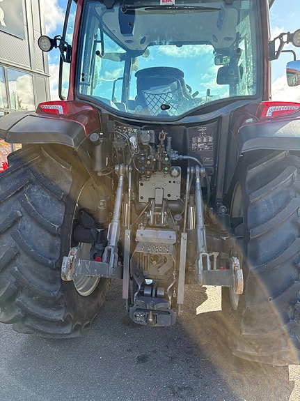 Valtra A115 2024, kr 750 000,-